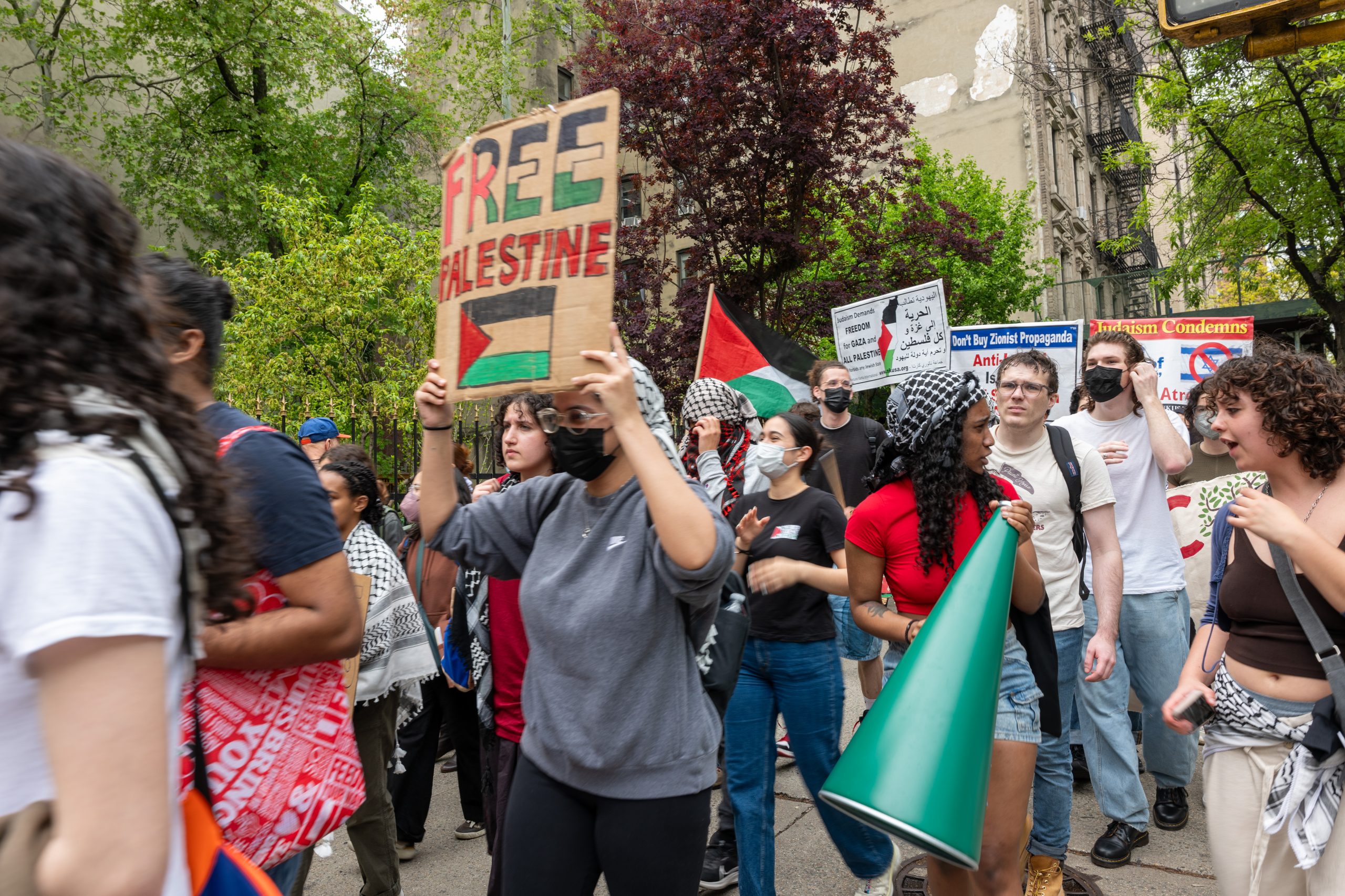 Unions support student protestors against campus administrators and police